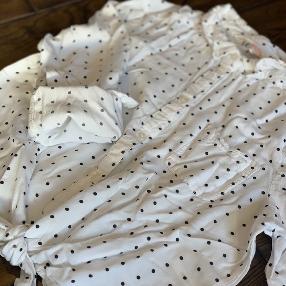 ⚡️2/$25⚡️H&M Girls’ Button-Down - Picture 3 of 4
